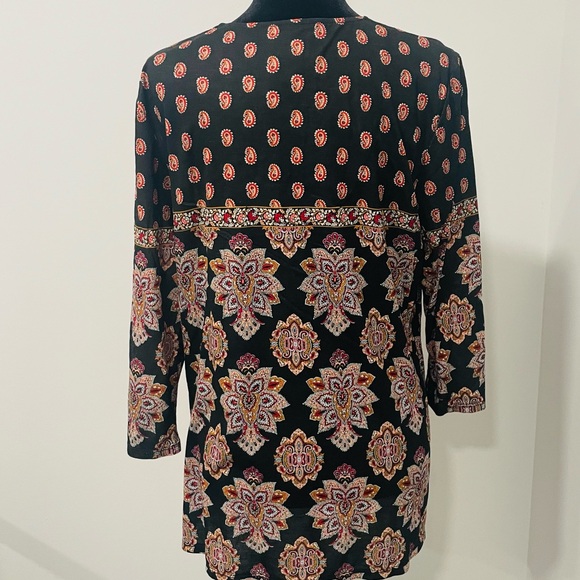NWT Chico’s Parisian Medallion Blouse - Picture 8 of 13